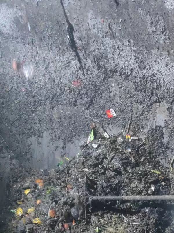 平山污水池清理